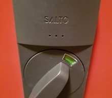 El. zámkem SALTO